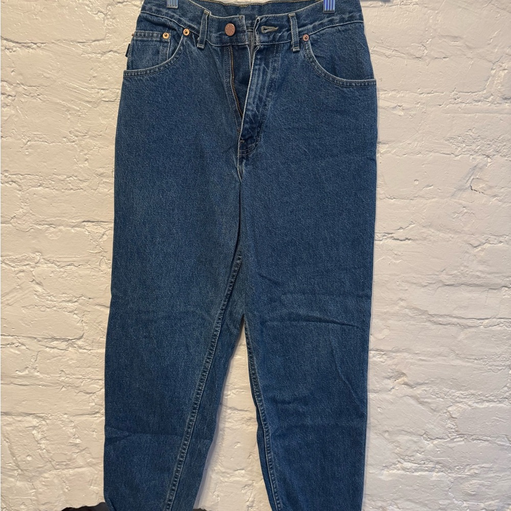 Vintage Chic Straight Leg Jeans